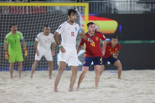Iran besiegte Spanien bei der Beach-Soccer-Weltmeisterschaft 2024 im Elfmeterschießen