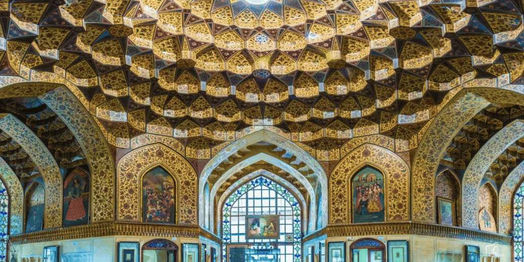 Das Pars-Museum von Schiraz: Eine Ausstellung mit Artefakten aus 5000 Jahren iranischer Geschichte