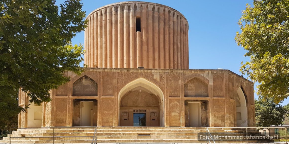 Qasr-e Chorschid: Ein Juwel der persischen Geschichte und Architektur